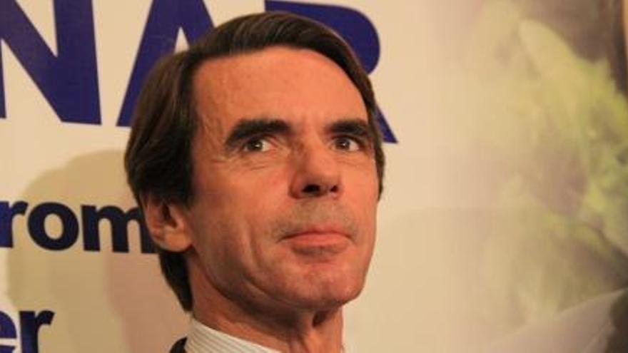 Hisenda multa Aznar per irregularitats fiscals