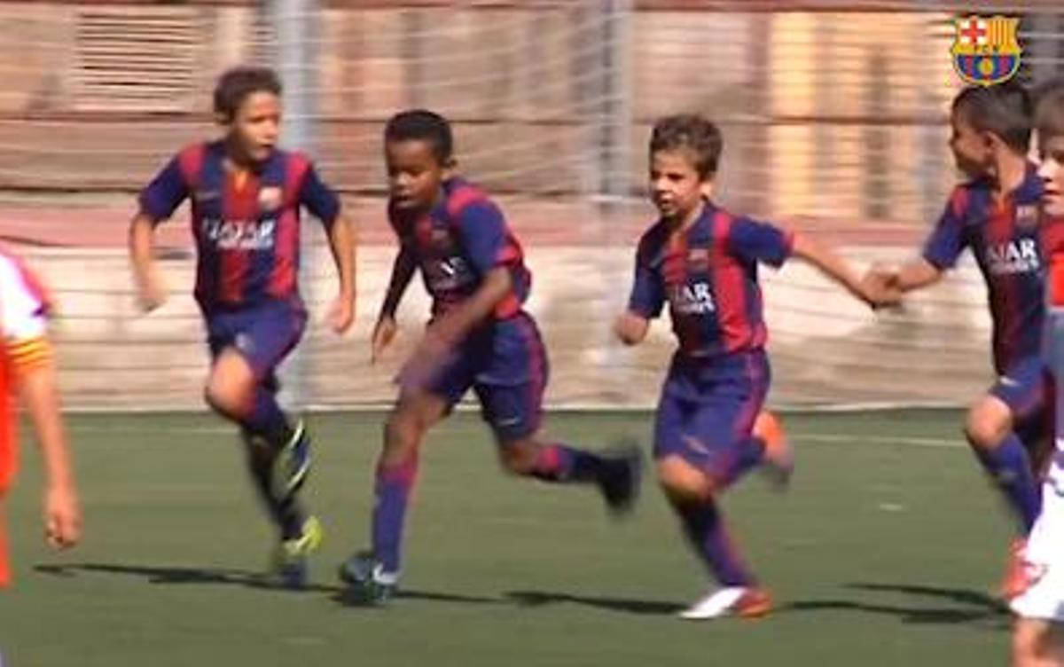 El primer gol de Lamine Yamal con la camiseta del Barça