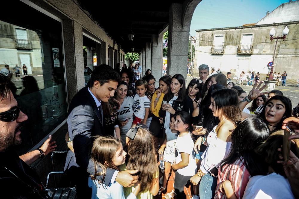 Álex González desata pasiones en Vilagarcía