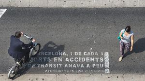 En aquest cara a cara sobre bicis es discuteixen els pros i els contres d’utilitzar aquest transport a la ciutat.
