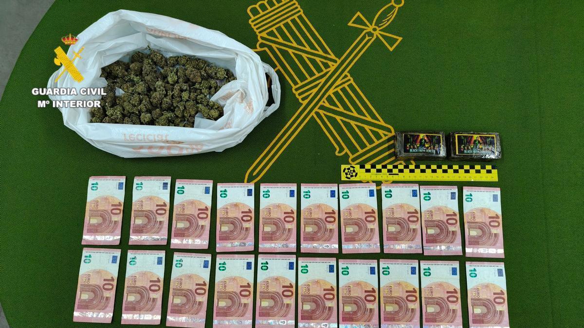Material incautado en la detención