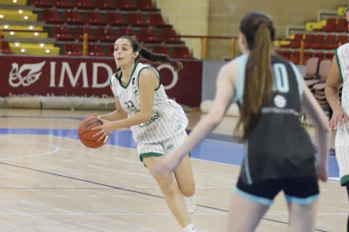 El derbi femenino Coto Córdoba - Cordobasket, en imágenes