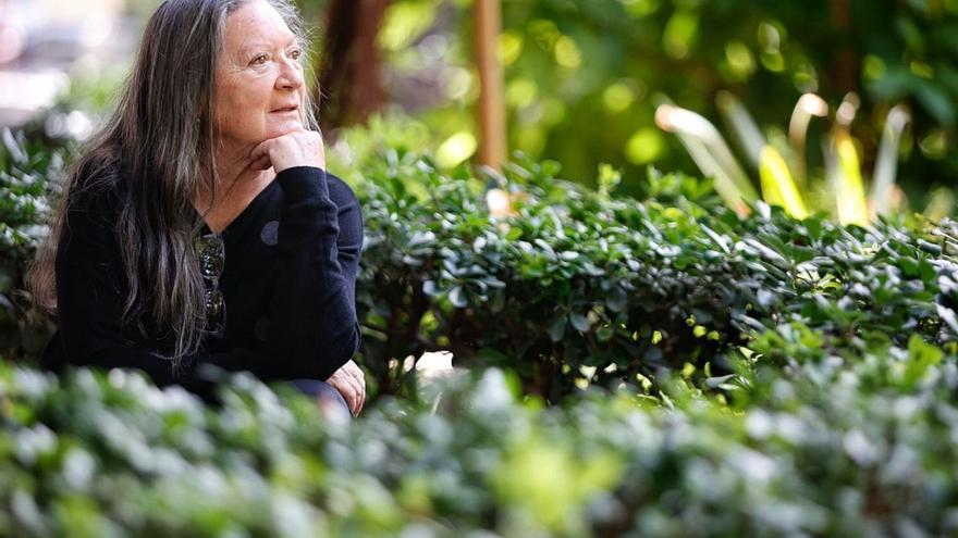 Elsa López ingresa en la Academia Canaria de la Lengua