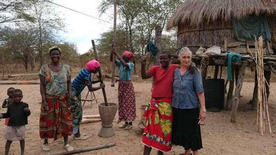 &quot;Los huérfanos me llaman &#039;banene&#039; (abuela)&quot;