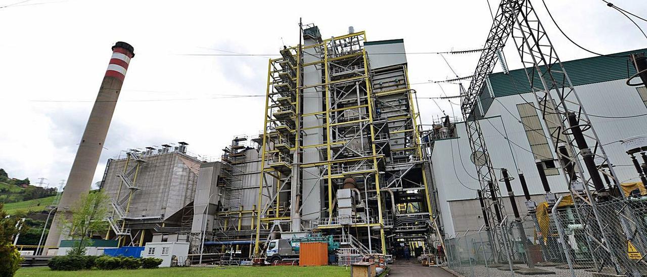 La central térmica de La Pereda, en Mieres. | LNE