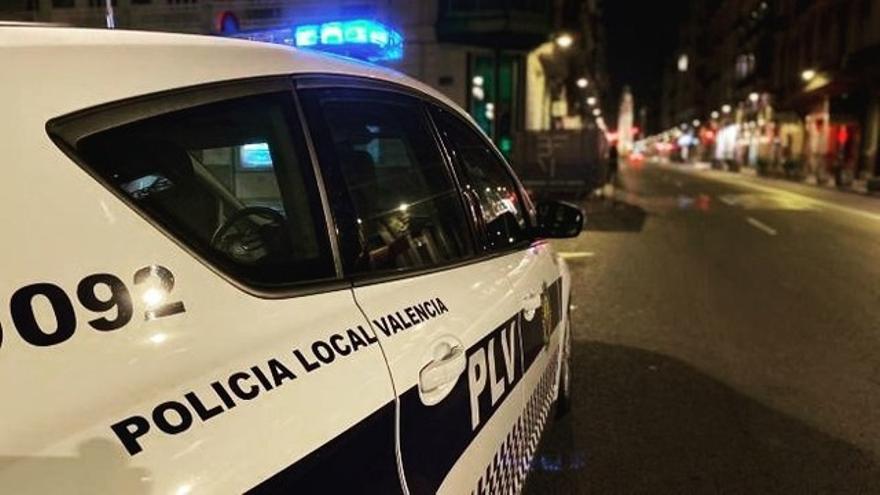 Detenido por disparar con una pistola de aire comprimido en plena calle en València