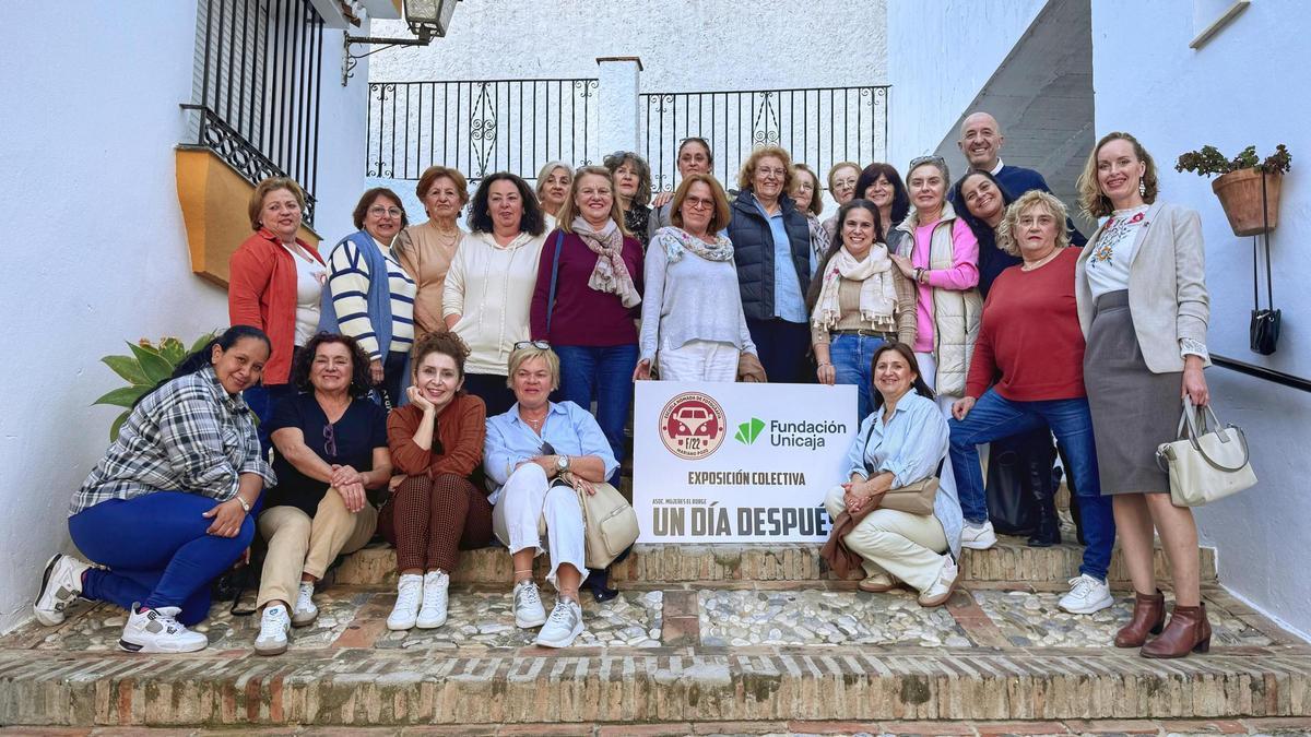 Participantes de la exposición coleciva en El Borge.