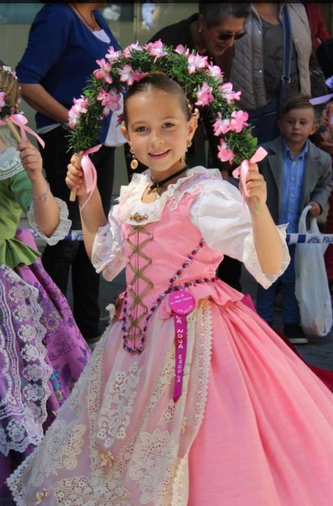 El álbum fotográfico de la reina infantil de las fiestas de la Magdalena 2023