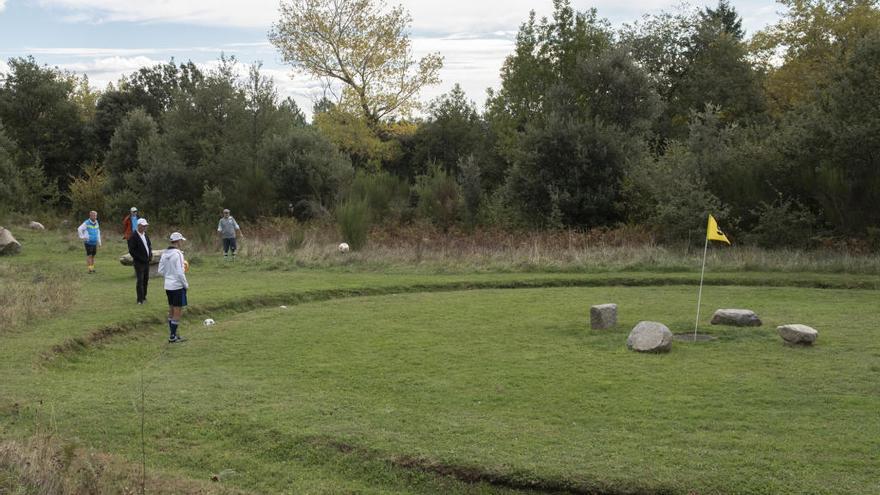 El camp de Maçanet, durant aquest octubre