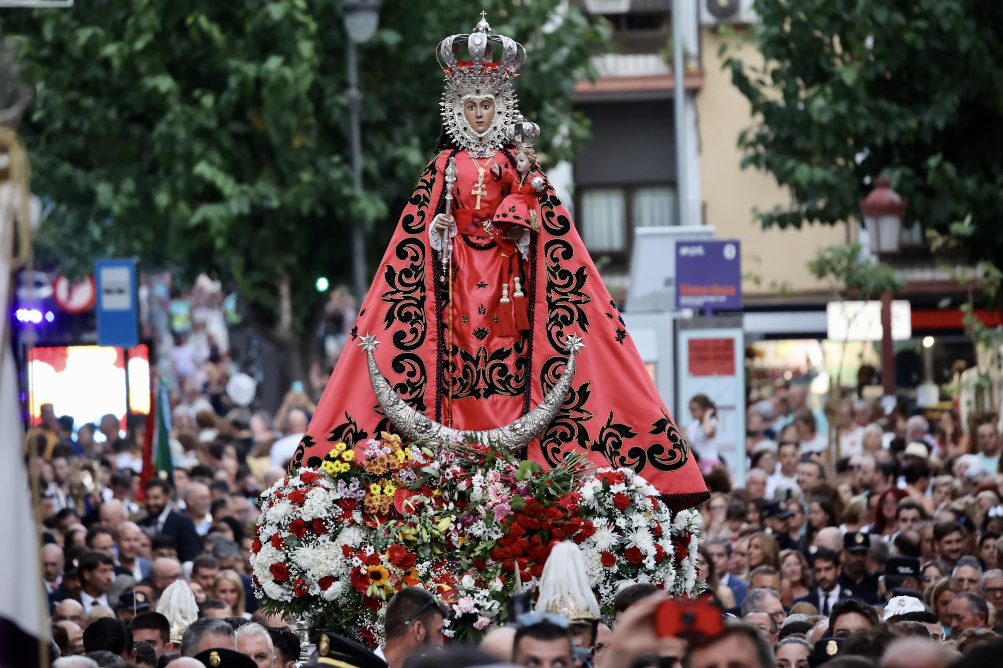 La llegada de la Virgen de la Fuensanta a Murcia para la Feria, en imágenes.