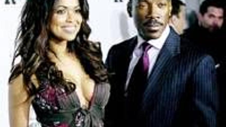 Eddie Murphy: EL ACTOR SE CASAEN UNA ISLA CERCADE BORA BORA