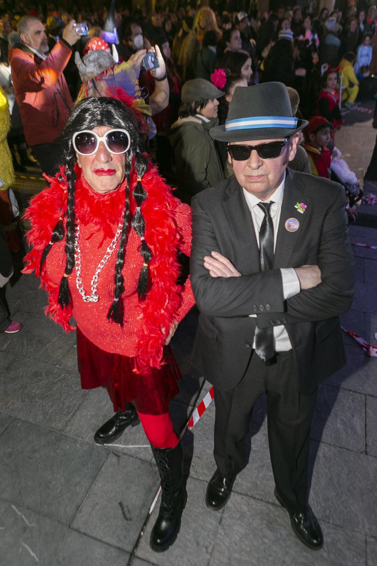 EN IMÁGENES: el concurso de murgas y comparsas de Avilés