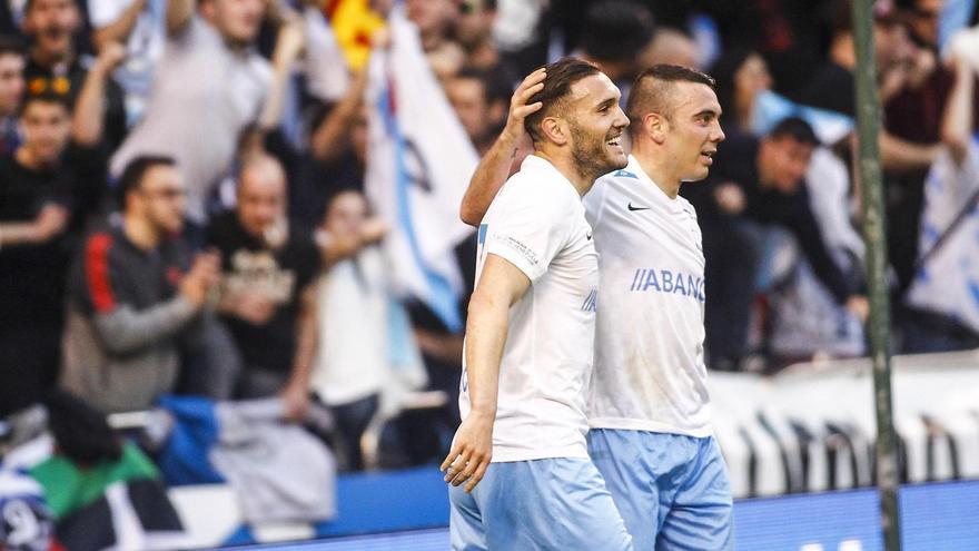 Iago Aspas y Lucas Pérez celebran un gol en el partido de 2016