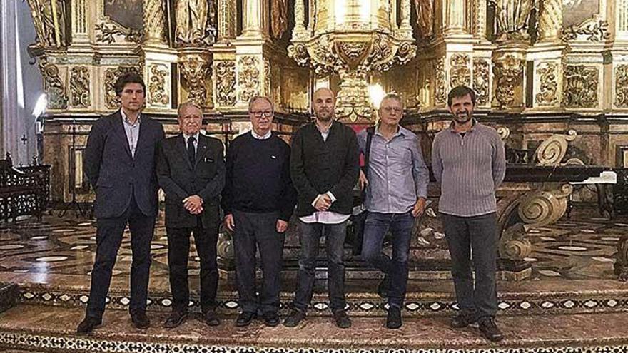 A. Soldevila, J. Cifre, Batle, M.A. Aguiló, A. López y A. Torres, ayer, en la Basílica de Sant Francesc.