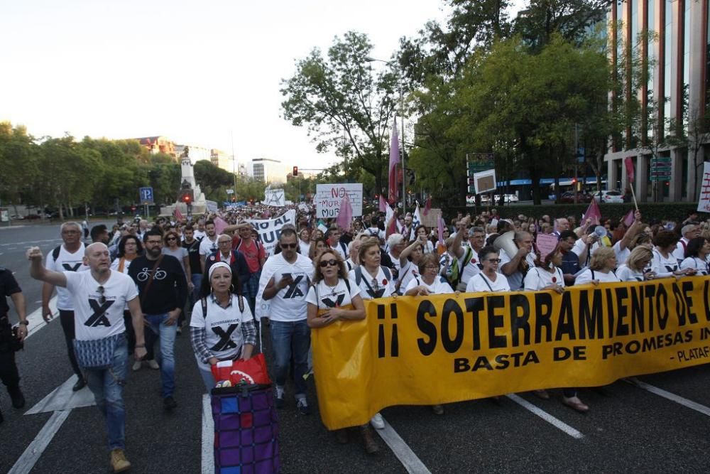 Manifestación contra el muro de Murcia en Madrid