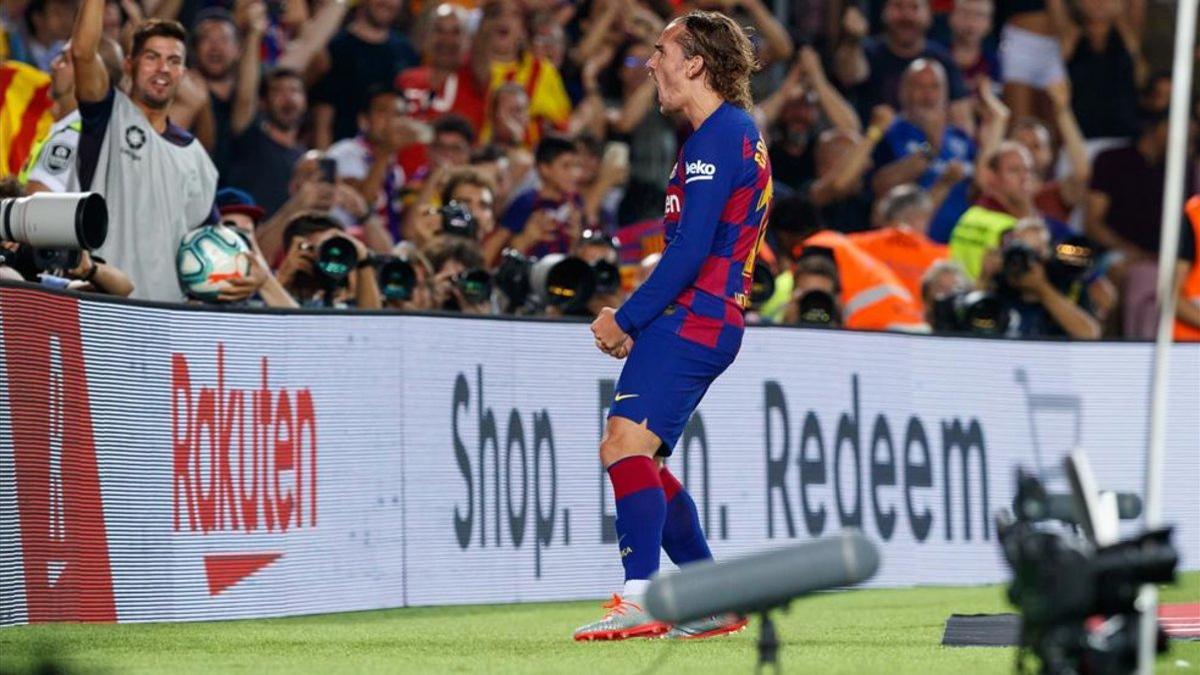 Griezmann celebrando uno de sus goles en el Camp Nou