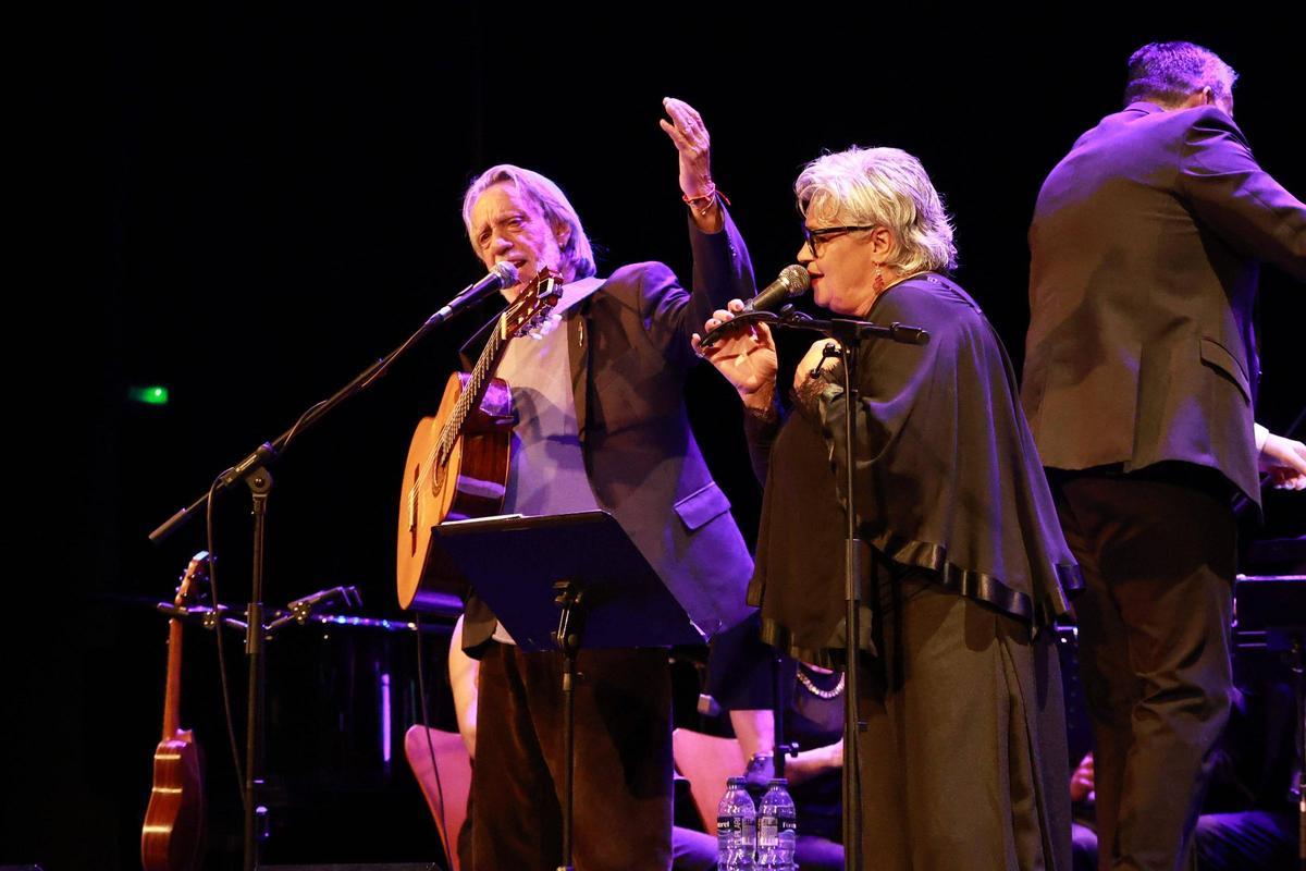 El Luis Pastor más sinfónico llena el Gran Teatro de Cáceres