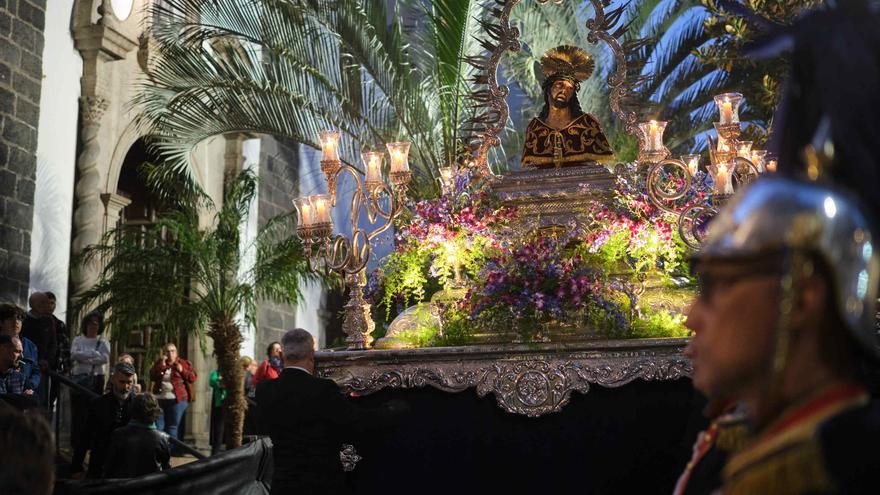 Procesión del Señor de las Tribulaciones en Santa Cruz de Tenerife