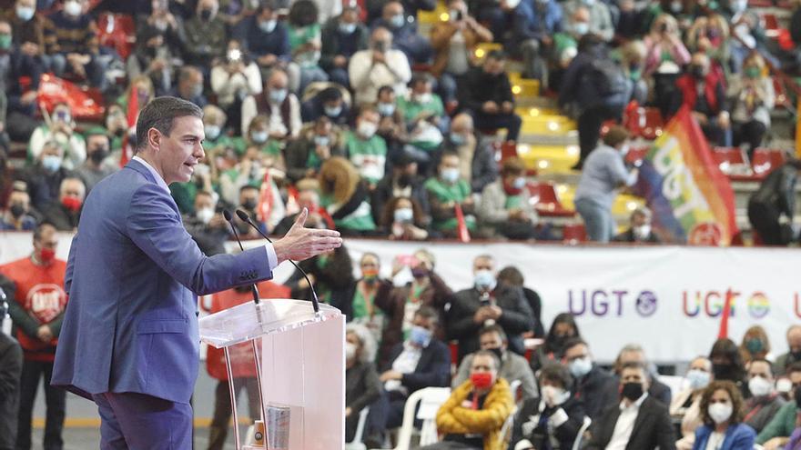 Pedro Sánchez dice en Córdoba que la invasión de Putin plantea la disyuntiva entre Europa y la ultraderecha