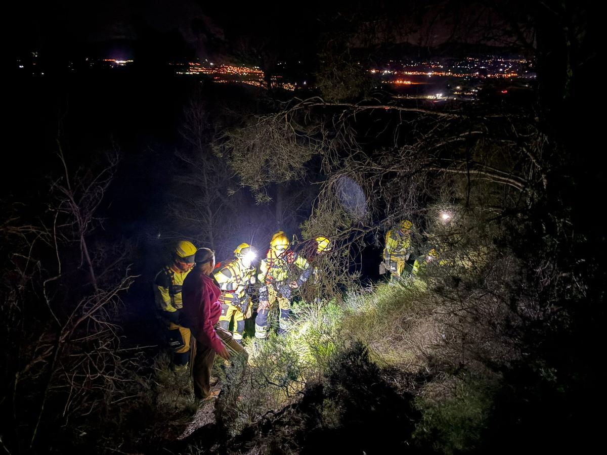 Equipo sobre el terreno accediendo a la zona afectada