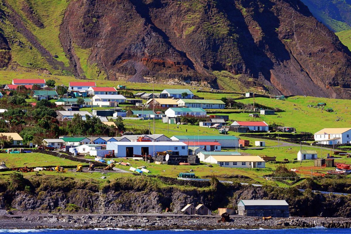 Así se ven las casas de Tristán de Acuña.