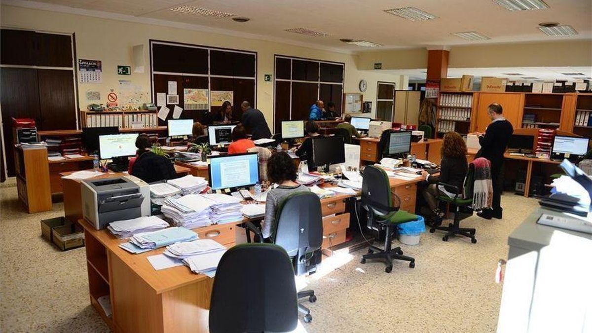 Trabajadores del Ayuntamiento de Plasencia, que aún no tiene plan de igualdad.