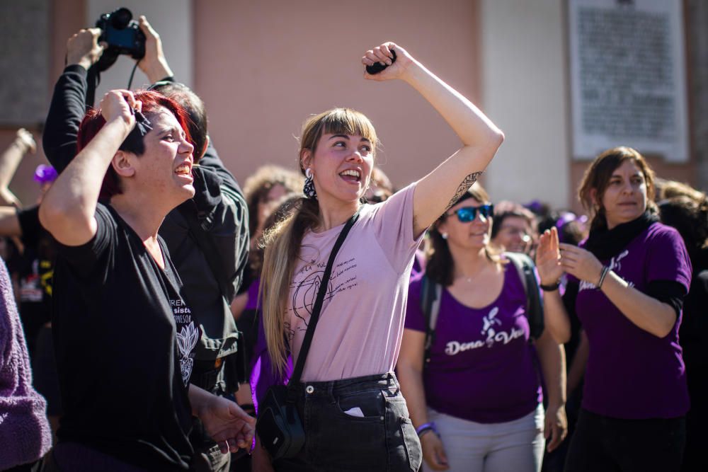 Actividades con motivo del 8M en la plaza de la Virgen