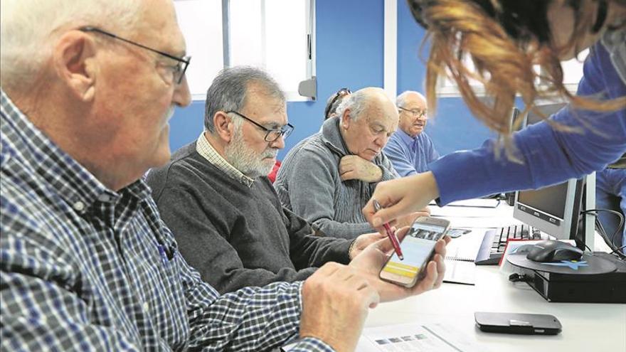 Potencian el aprendizaje de la ‘app’ municipal para aumentar usuarios