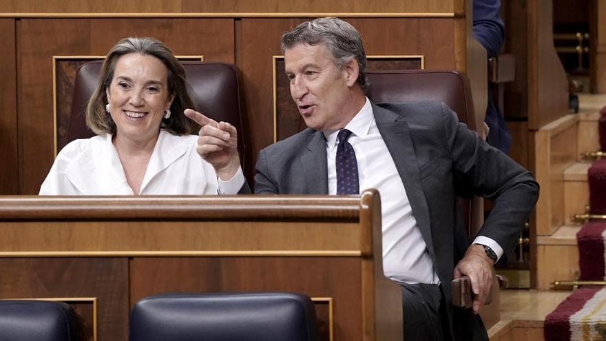 Feijóo tacha a Sánchez de &quot;peligro para la democracia&quot; y el presidente evita entrar a hablar de casos judiciales