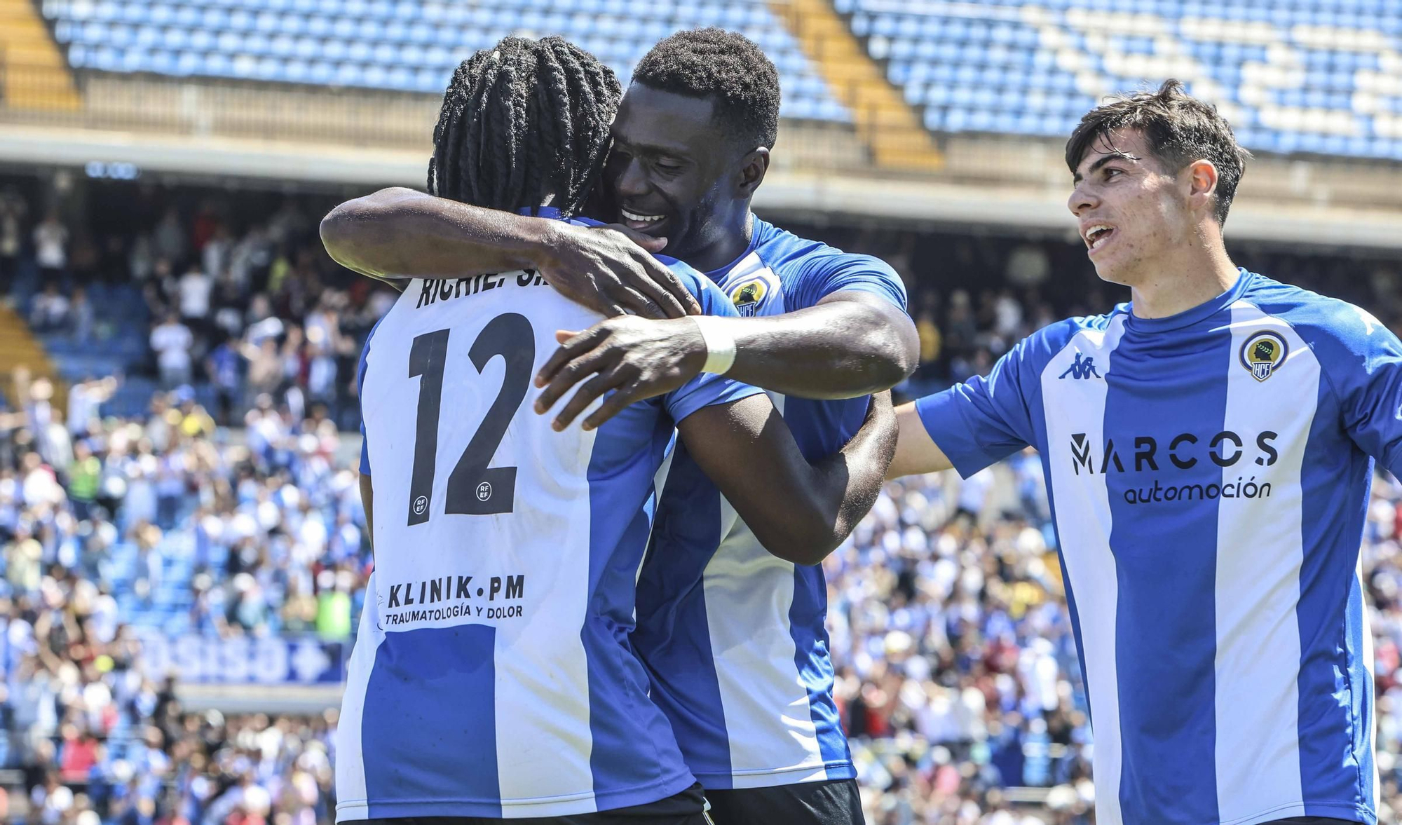 Las imágenes del Hércules CF- Peña Deportiva (5-1)