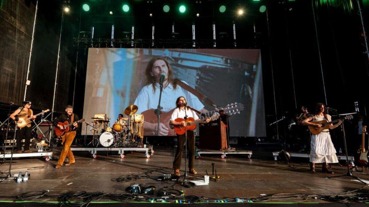 El gallego Carlos Ares durante un concierto