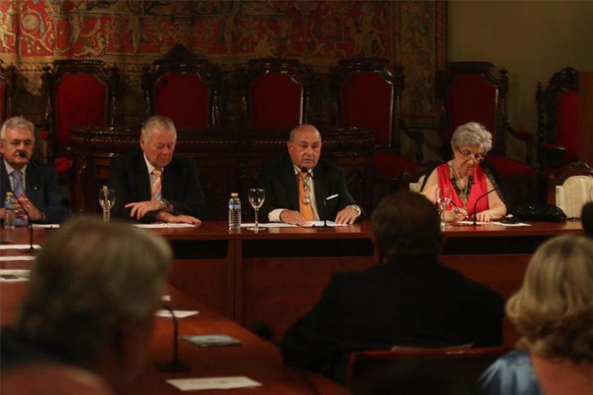 La Academia afronta un curso lleno de actividades