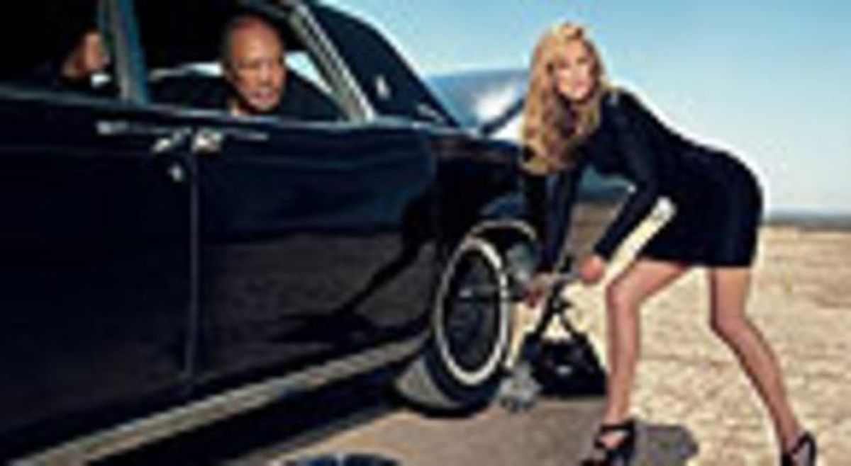 Quincy Jones posa per a un anunci de sabates Jimmy Choo. Quincy Jones posa per a un anunci de sabates Jimmy Choo.