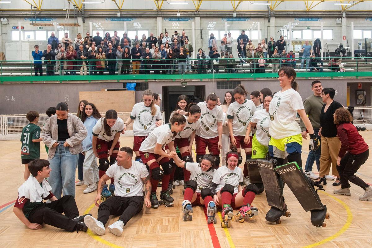 El Marineda Hockey asciende a la OK Liga con honores