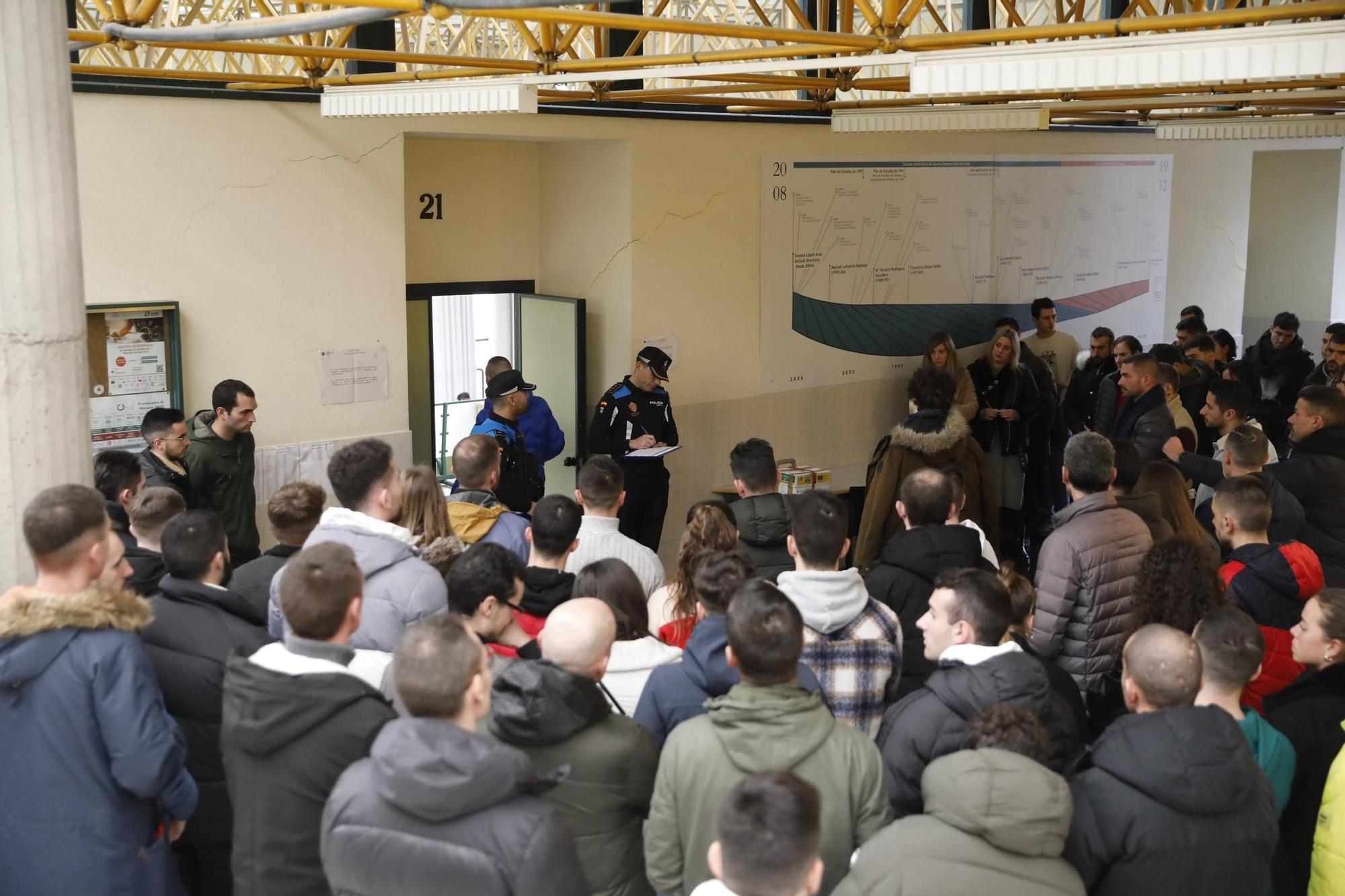 Exámenes para la bolsa de empleo de la Policía Local de Oviedo