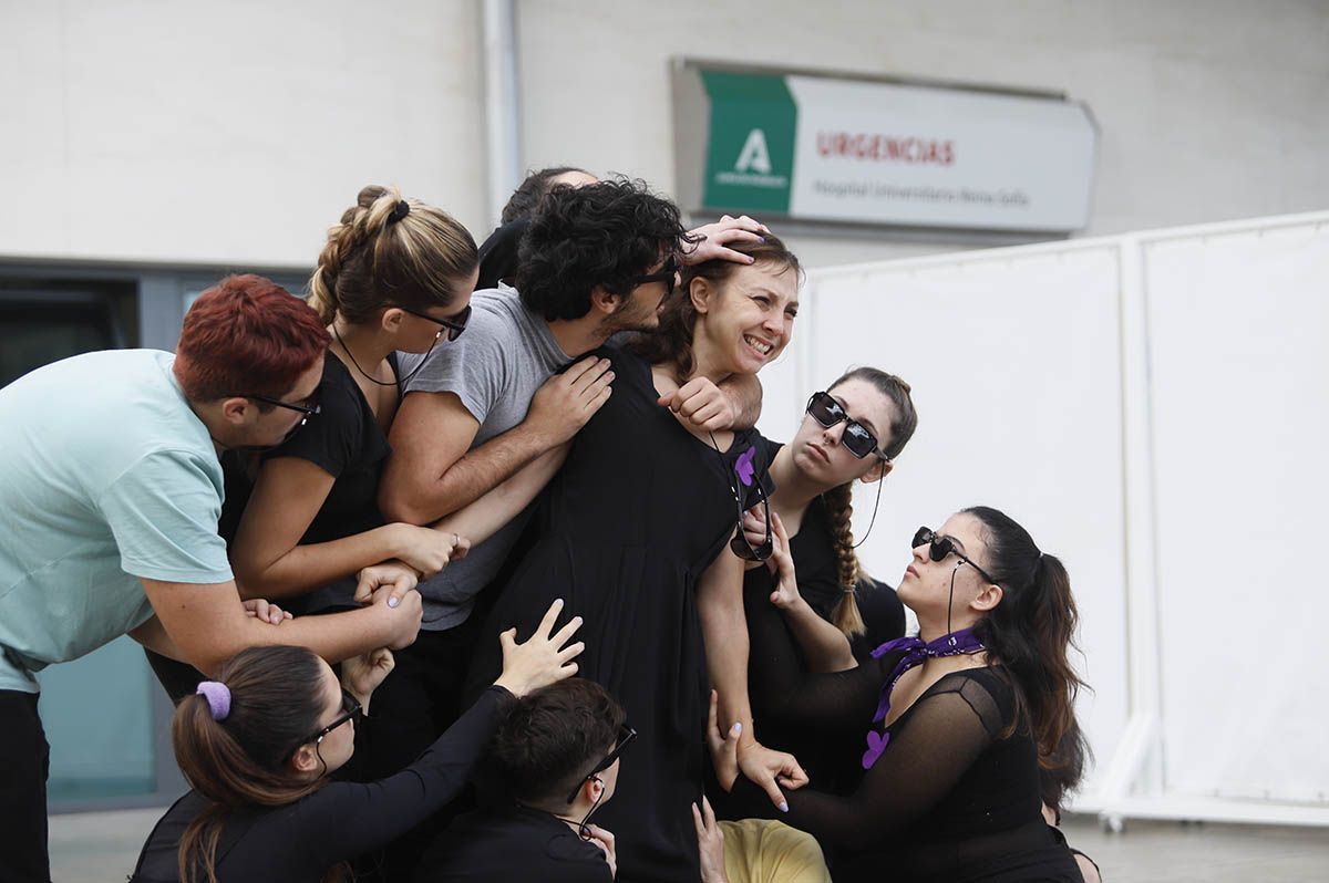 25N En el Hospital Reina Sofía con alumnos de la Escuela de Arte Dramático