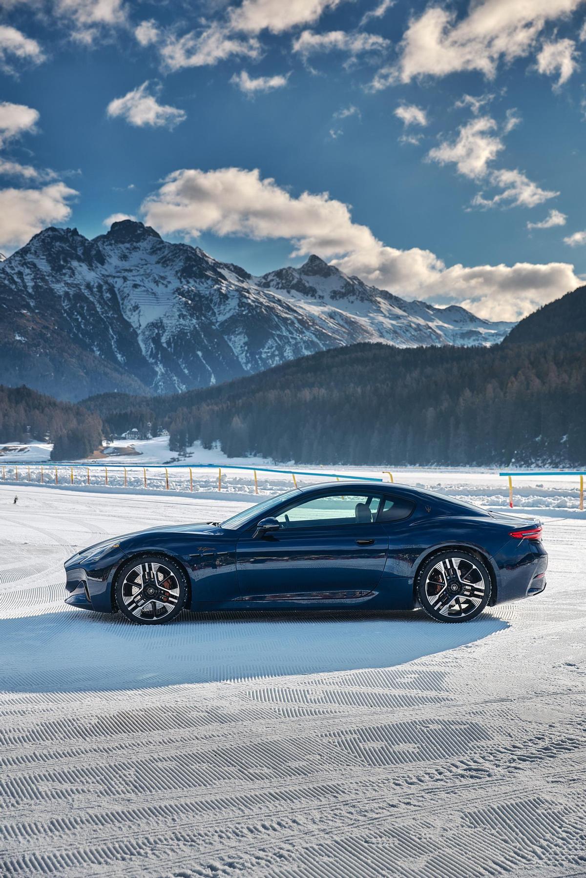 Maserati exhibe sus coches sobre el hielo de St. Moritz