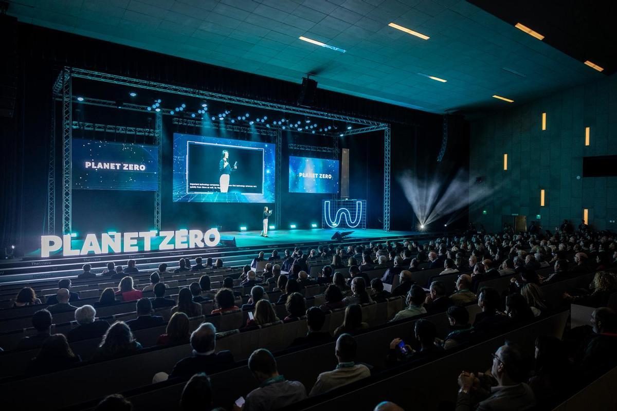 En imágenes | Así esta siendo The Wave en Zaragoza En imágenes | Así esta siendo The Wave en Zaragoza