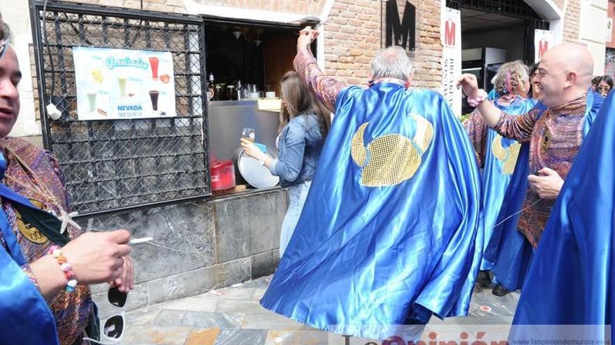 Ambiente sardinero en las calles de Murcia