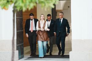 Video | Vox y PP sellan un acuerdo para la investidura de María Guardiola