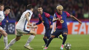 Lamine Yamal en la segunda parte del Barça-Inter de la Champions 2024/25