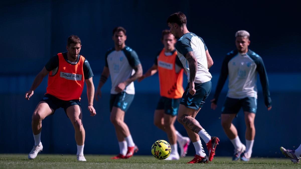 El Málaga CF se desplaza hoy hasta la ciudad de Cádiz.