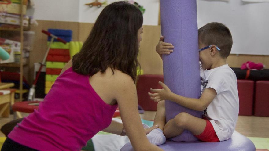 Niegan la dependencia a un niño de 3 años con autismo porque "todos los niños pequeños son dependientes"