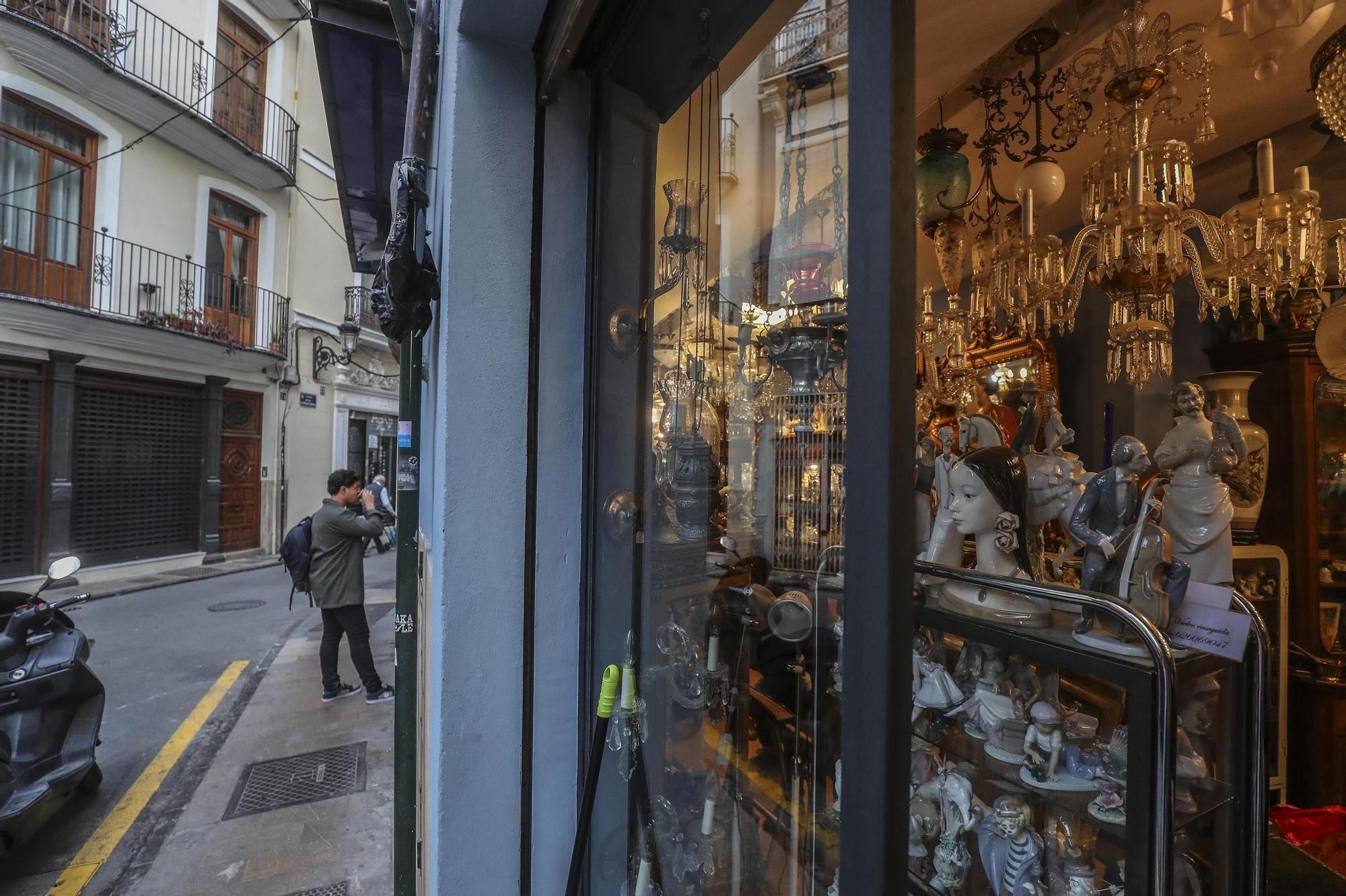 Una radiografía de los anticuarios de València