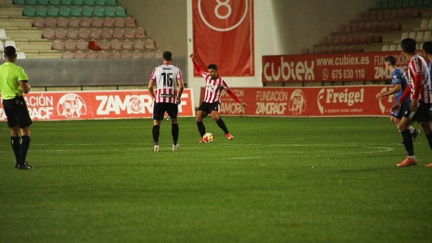 Rácing de Ferrol - Zamora CF: El equipo de Óscar Cano debe crecer si quiere ganar