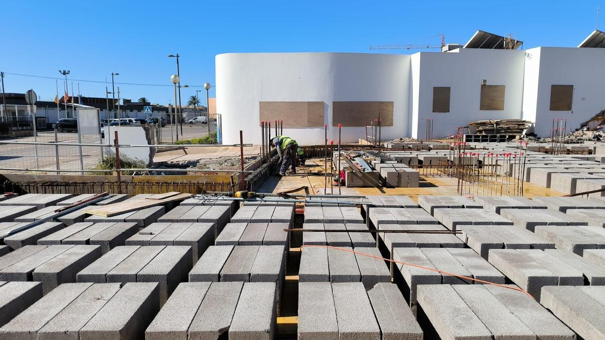 Obras en la 'escoleta' de Can Cantó.