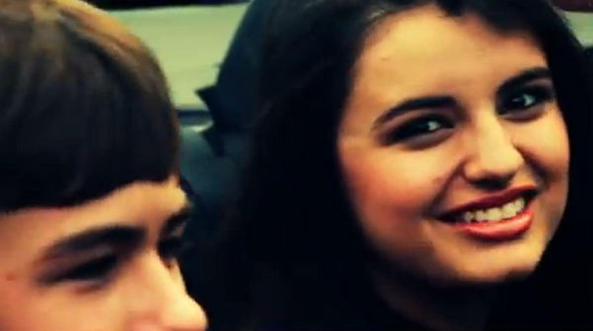 Rebecca Saturday es va guanyar el títol de pitjor cantant de Youtube amb ’Friday’, el 2010.