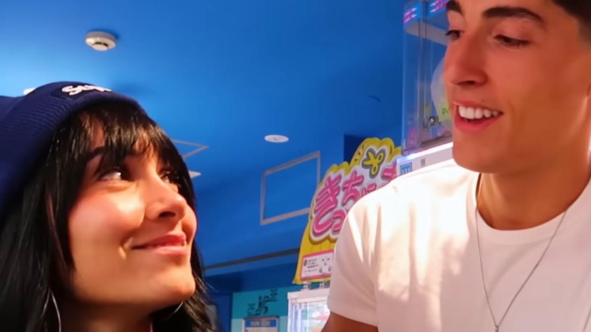 Las revistas del corazón confirman la relación de Aitana y Plex