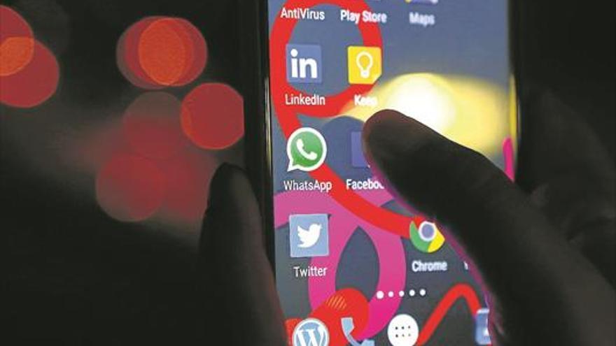 WhatsApp dará datos a Facebook aunque el usuario no lo permita