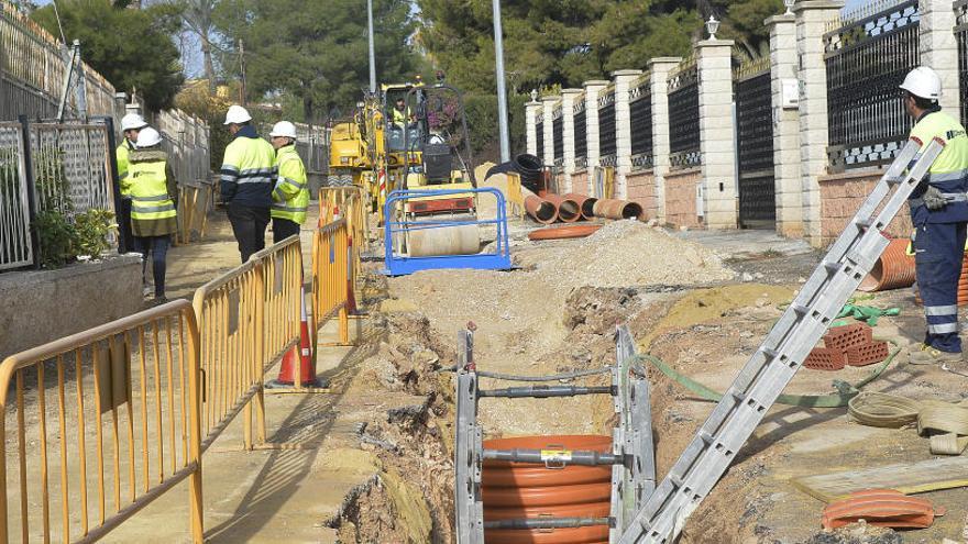 Aigües d’Elx impulsa el último tramo del alcantarillado de P